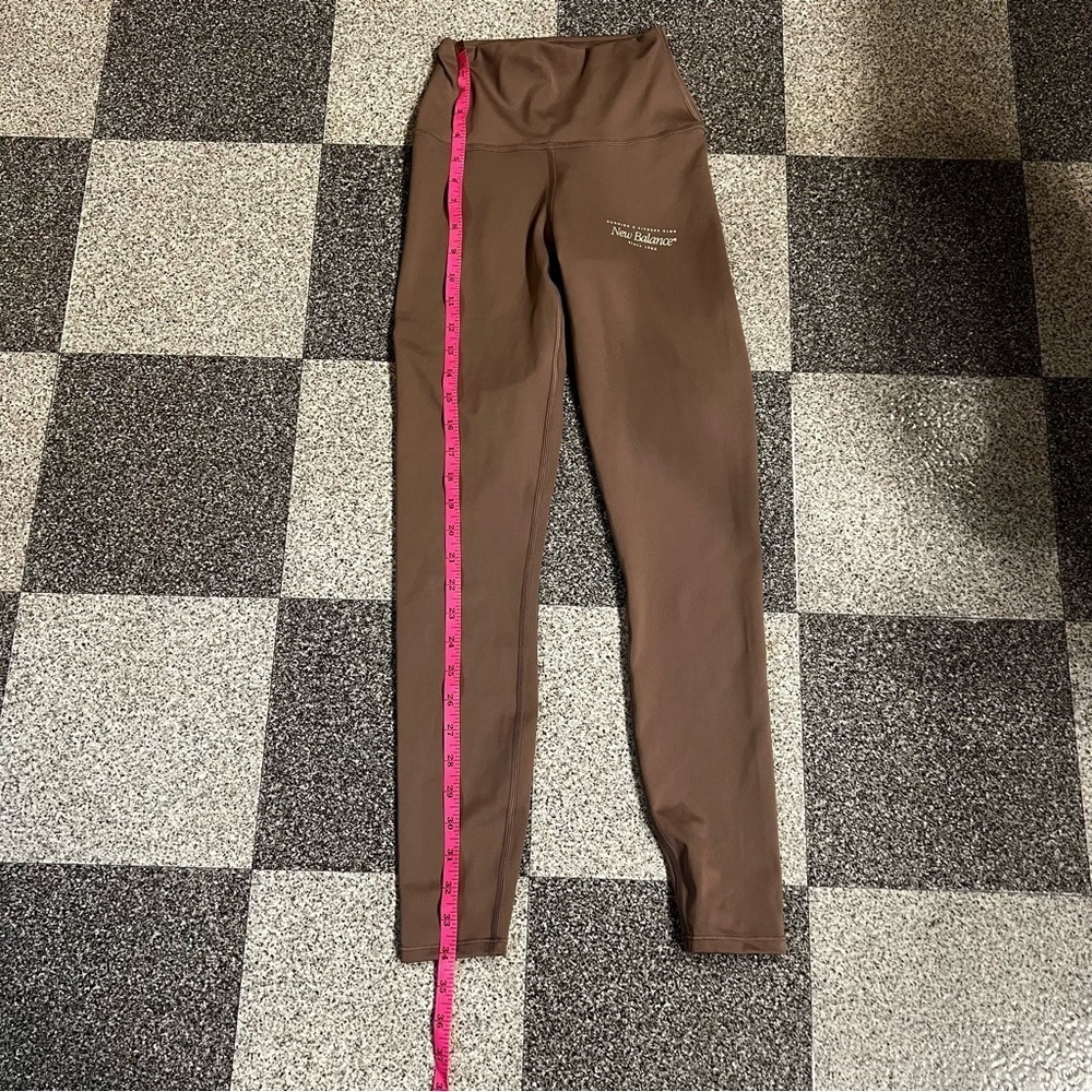 🌸2/$20 NWT- New Balance Performance Logo Leggings XS - Picture 6 of 11